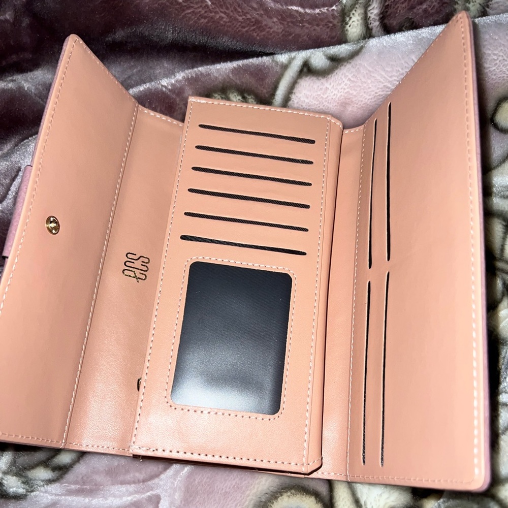 Suede Wallet - Picture 3 of 3